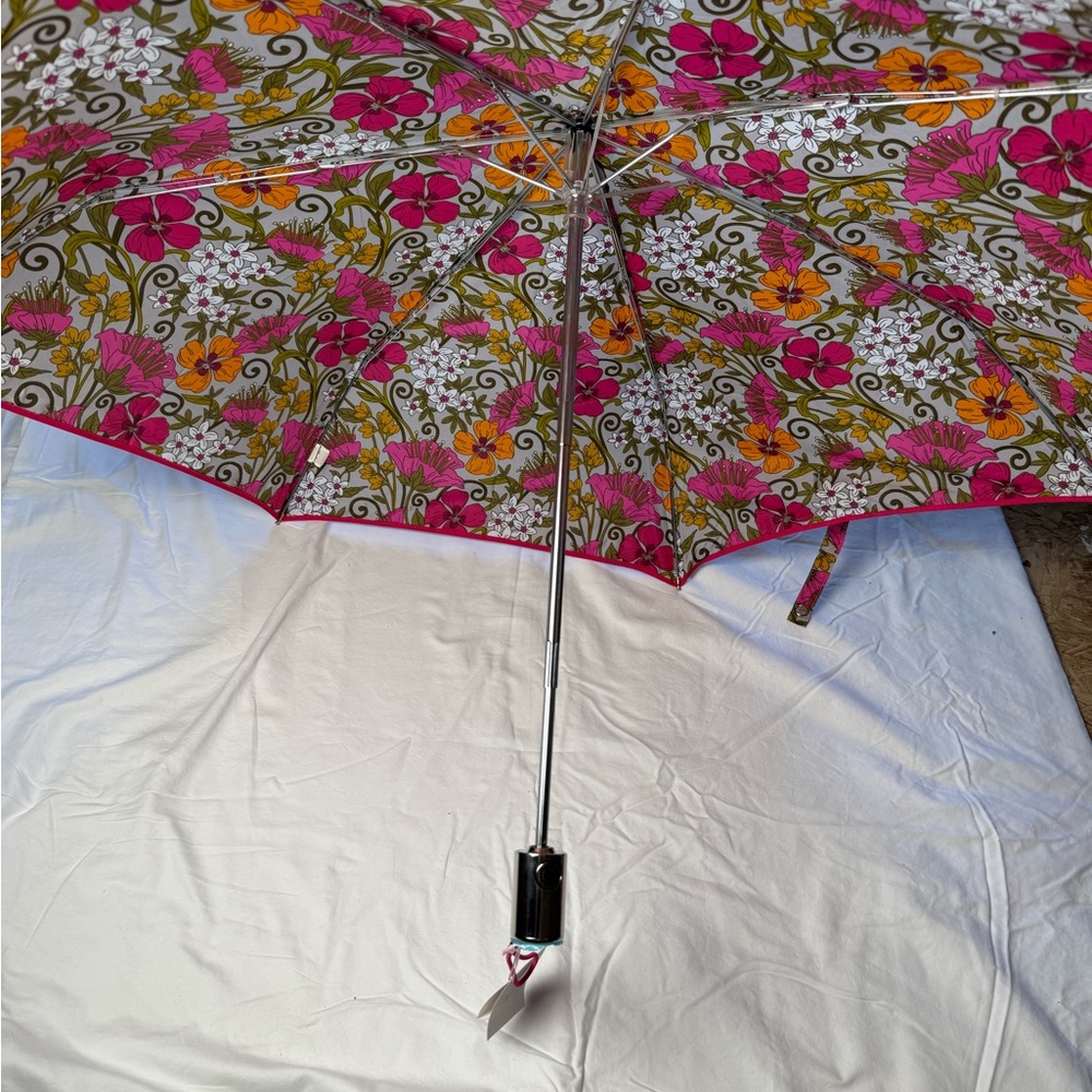 NWT Vera Bradley Tea Garden Automatic Umbrella RETIRED Rare ❤️💖 - Picture 6 of 7